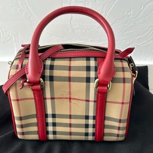 Small Burberry Canvas Crossbody Bag. Excellent pre-owned condition.